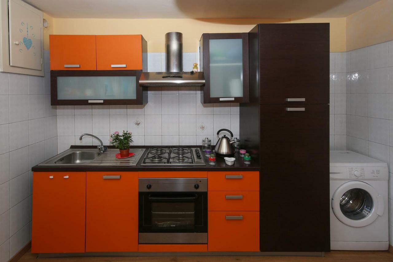 Taorminaxos Apartment จีอาร์ดีนี นักซอส ภายนอก รูปภาพ